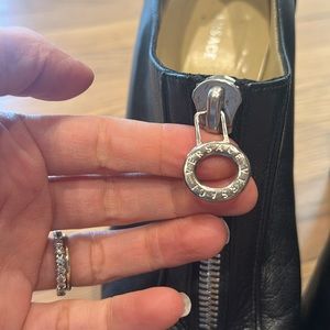 Versace ankle boots with a zipper detail size 40